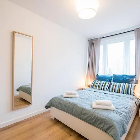 3-room 50m From Main Market *