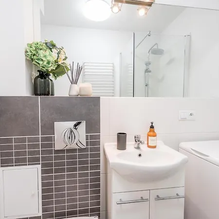 Apartmán 3-room 50m From Main Market